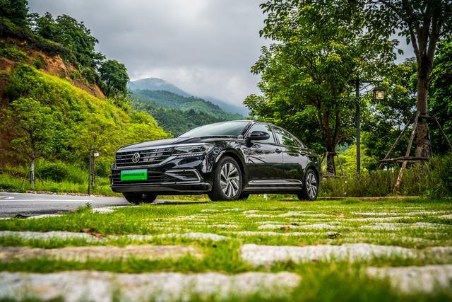 帕萨特PHEV，绿色出行的智慧之选